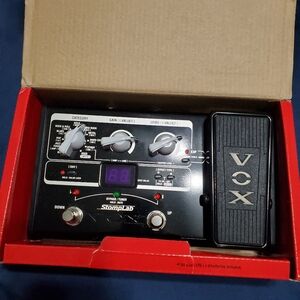 Vox stomplab IIG multi effex guitar pedal with an expression pedal.